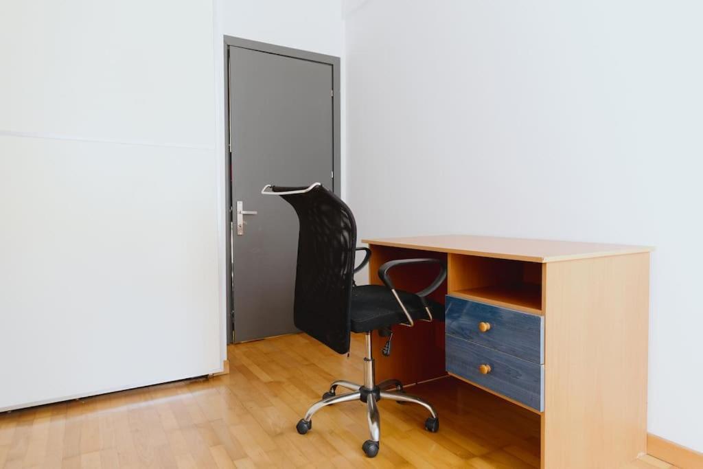 Cosy & Spacious Central Apartment 科莫蒂尼 外观 照片