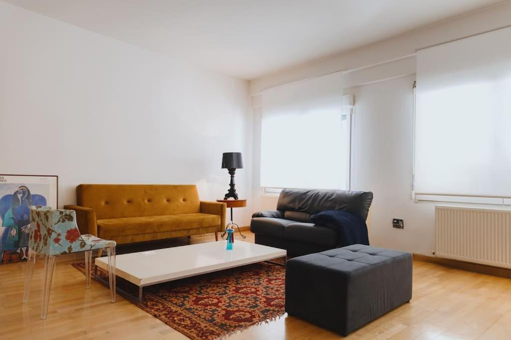 Cosy & Spacious Central Apartment 科莫蒂尼 外观 照片